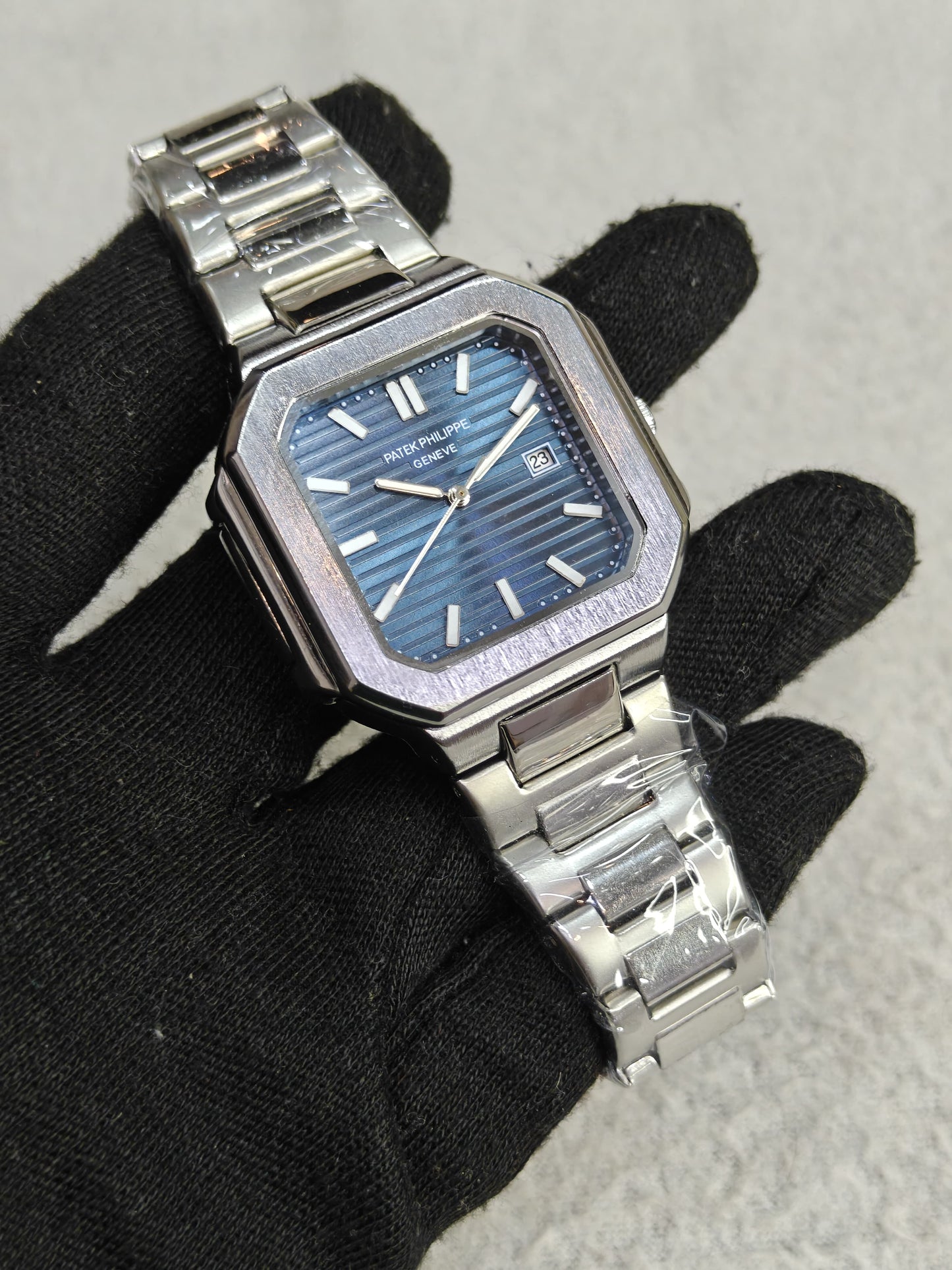 Patek Philippe 7128/1G Cubitus