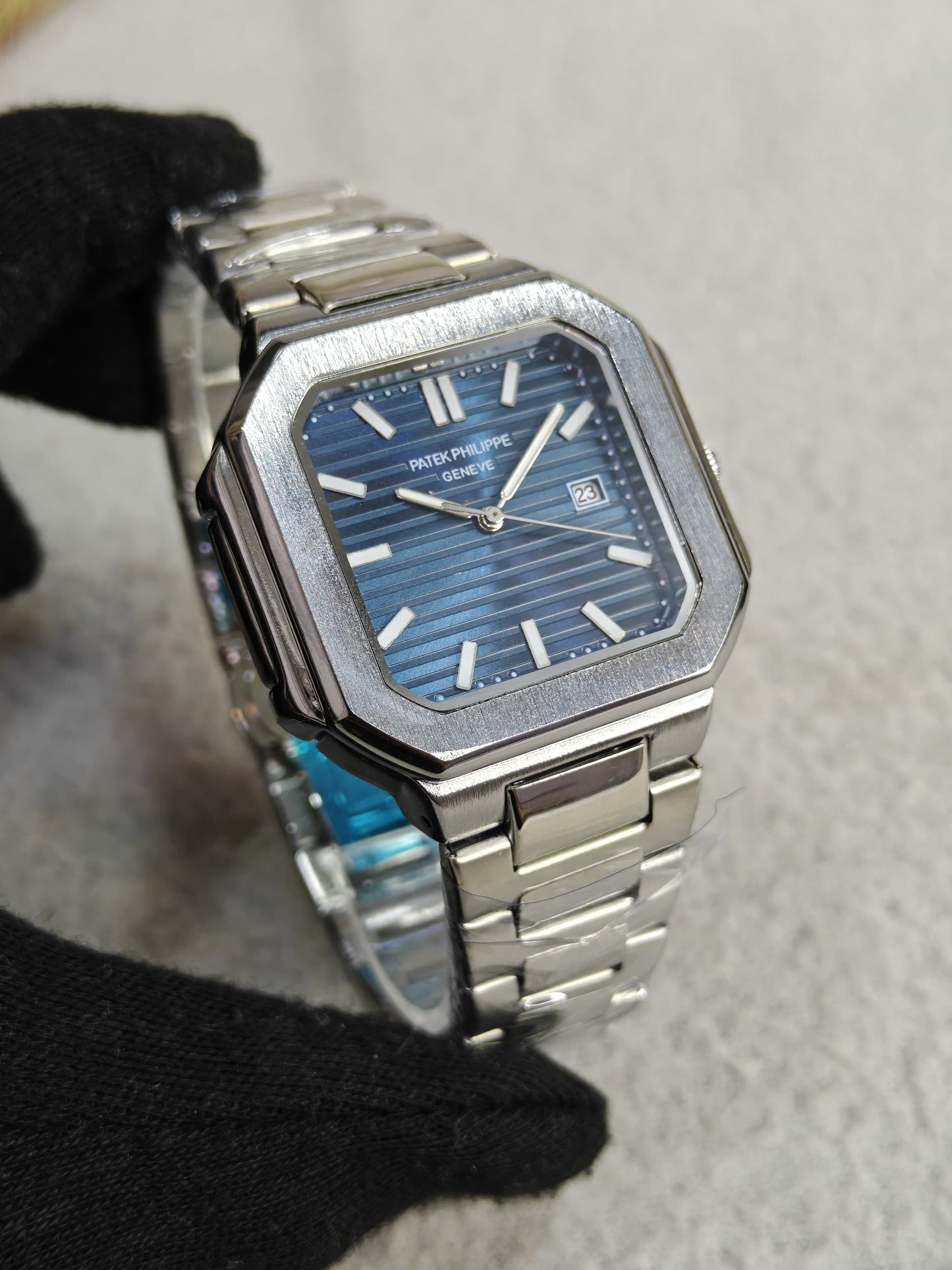 Patek Philippe 7128/1G Cubitus