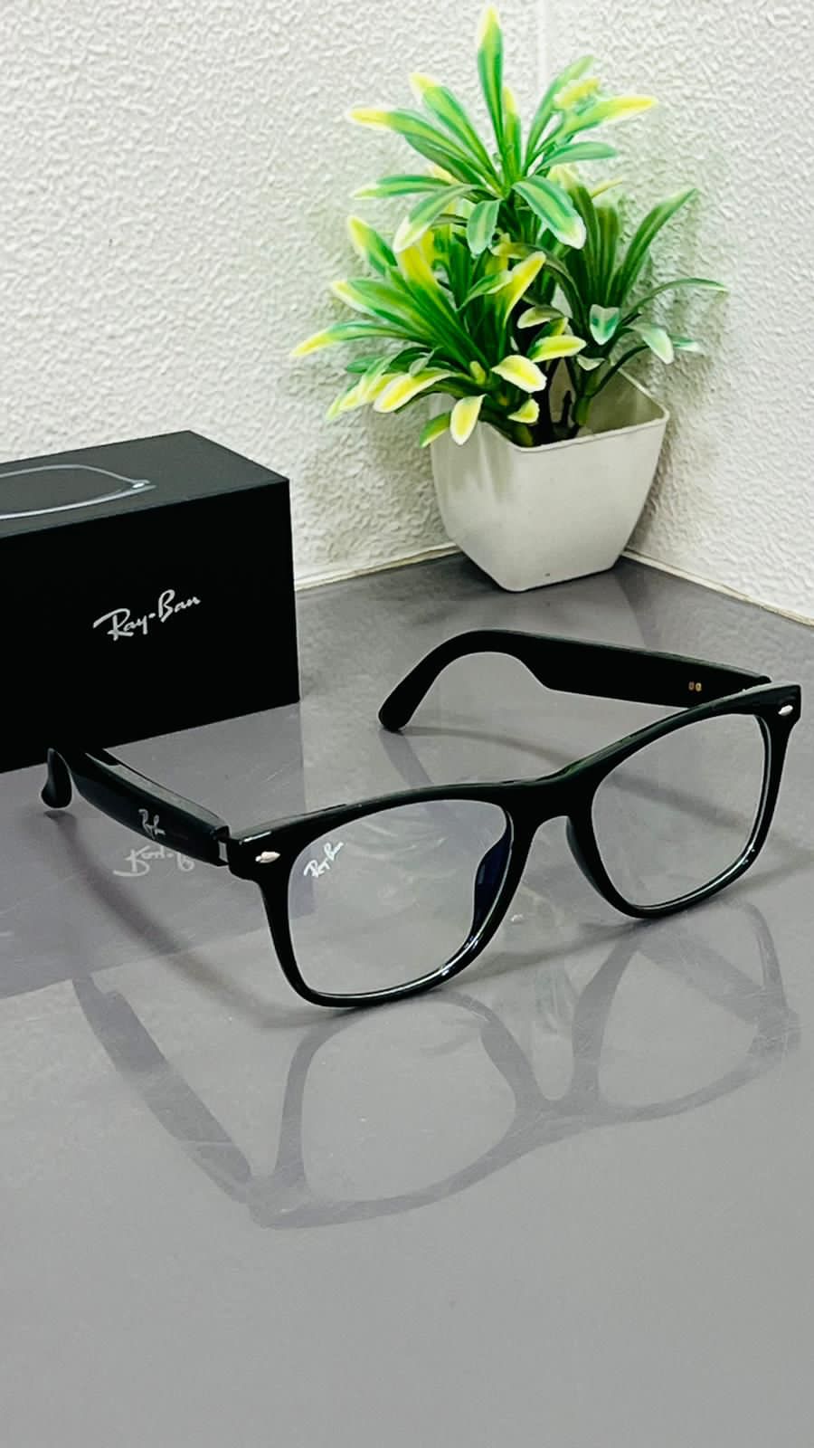 FIRST TIME IN INDIA SMART GLASSES 👍🏻

Ray-Ban ~ Meta Edition* ❣️